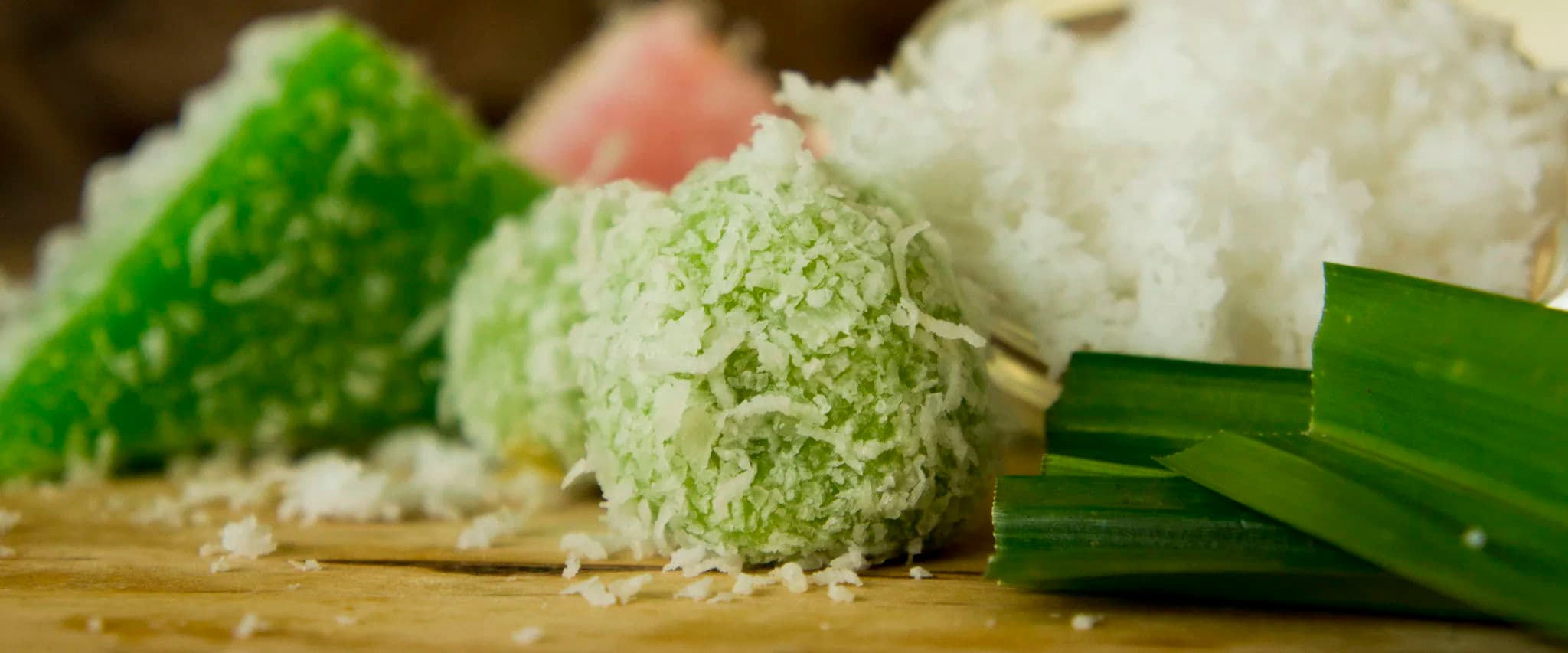 RAINBOW LAPIS - Heritage Delicacies of Singapore